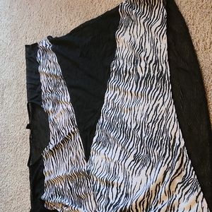 Black and white tunic